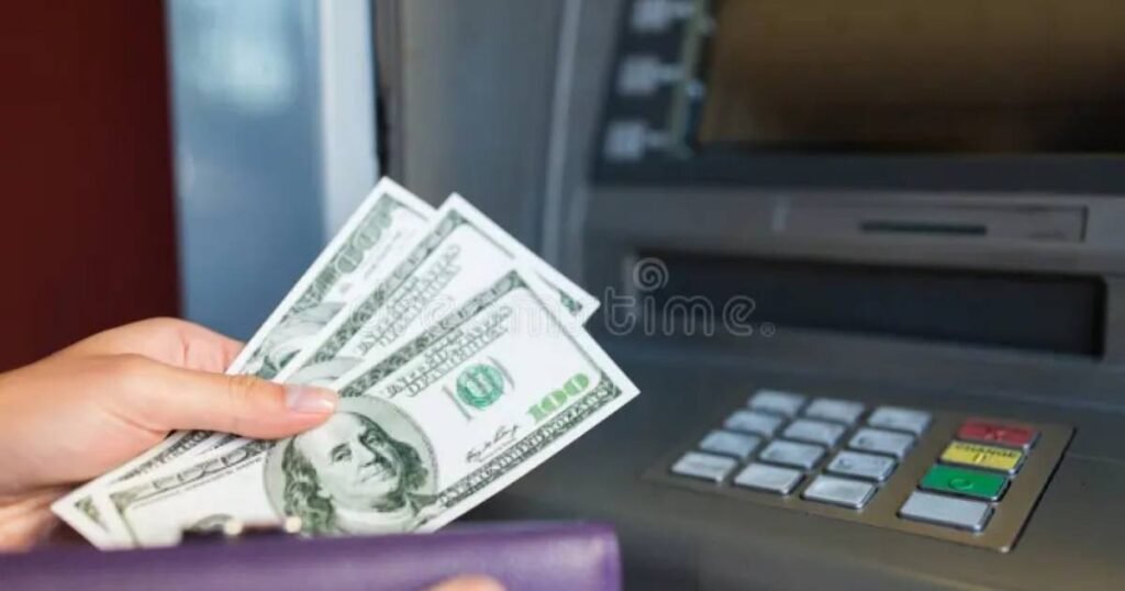 can i withdraw usd from atm in dubai